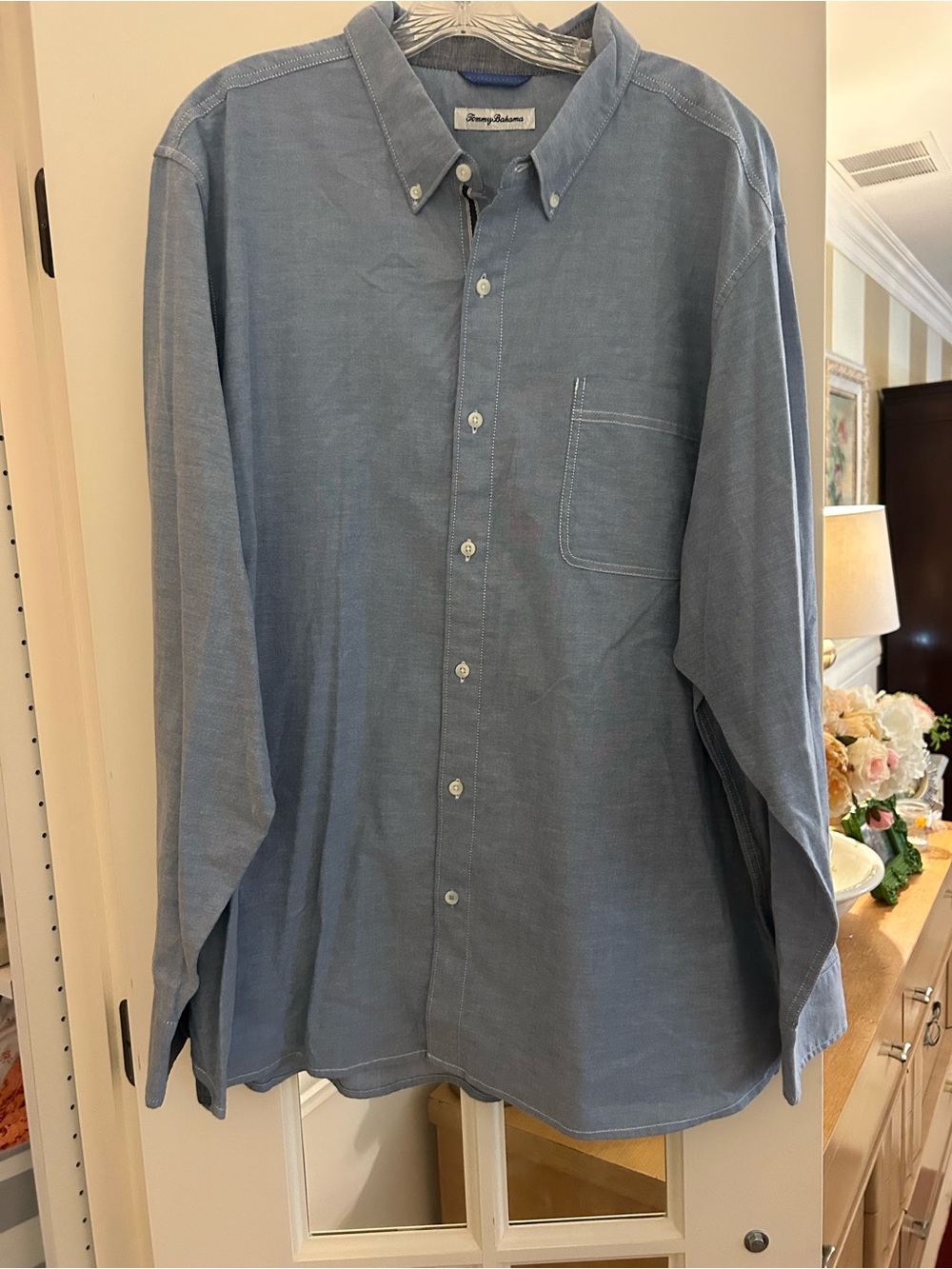 Tommy Bahama Light Blue Long-Sleeve Button-Down Shirt